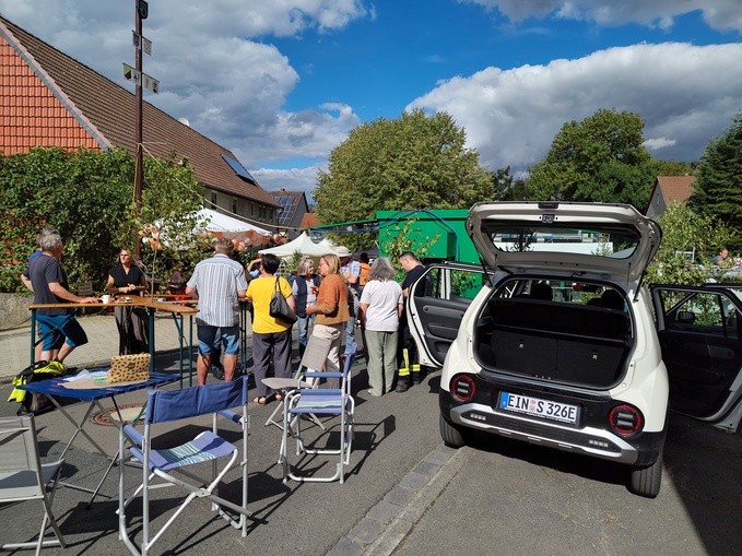 Dorf-E-Auto in der Praxis: Ein Erfolgsmodell für den Flecken Adelebsen?